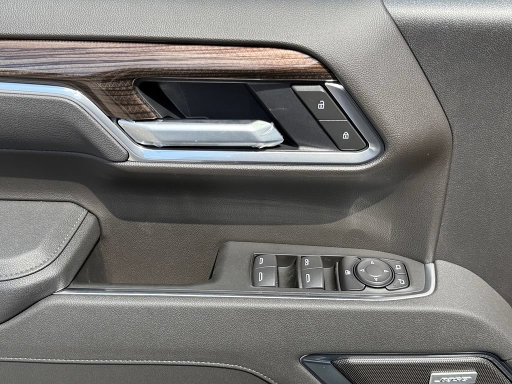 New 2026 Chevrolet Silverado 1500 RST AWD/4WD image 11