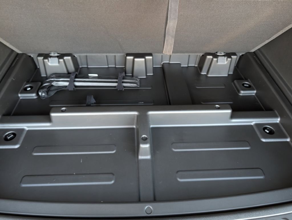 New 2026 GMC Yukon XL Elevation AWD/4WD image 28