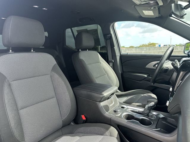 Used 2023 Chevrolet Traverse LT image 29