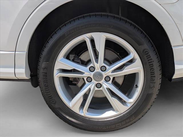 Used 2020 Audi Q3 2.0T Premium Plus w/ Premium Plus Package AWD/4WD image 25