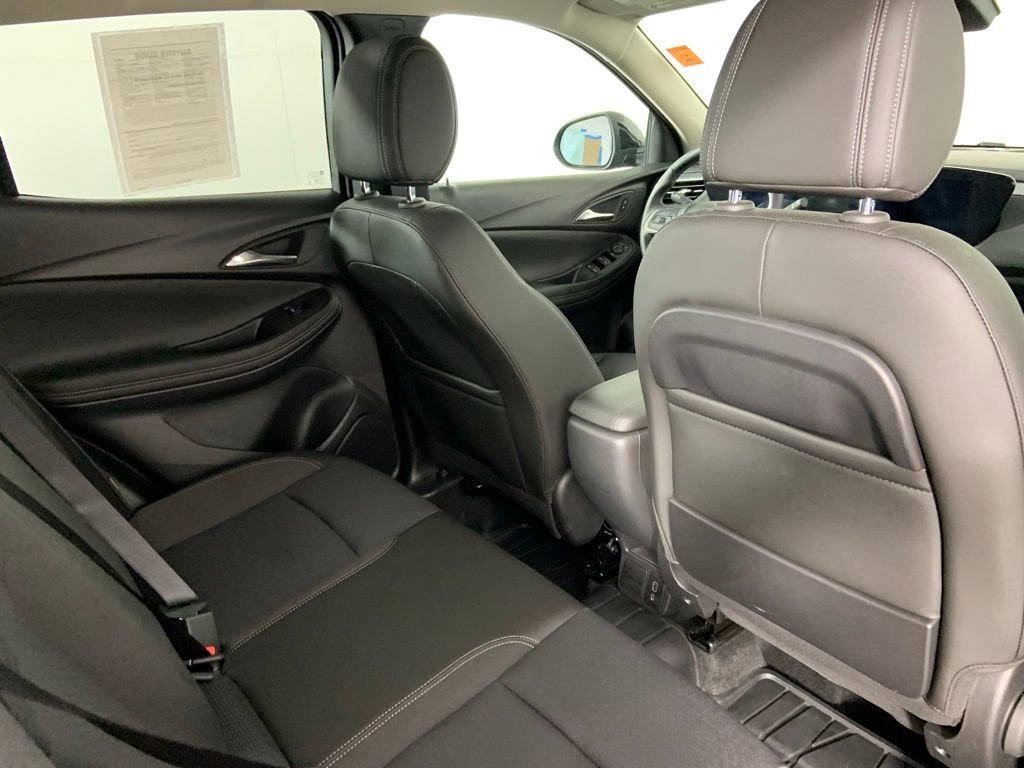 Used 2025 Buick Encore GX Preferred w/ Comfort Package image 12