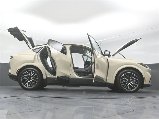 Used 2025 Ford Mustang Mach-E Premium image 49