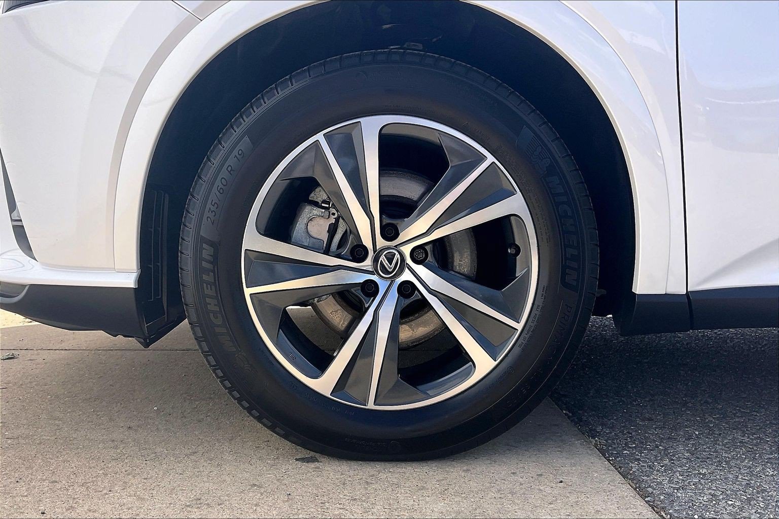 Used 2025 Lexus RX 350 FWD w/ Technology Package image 11