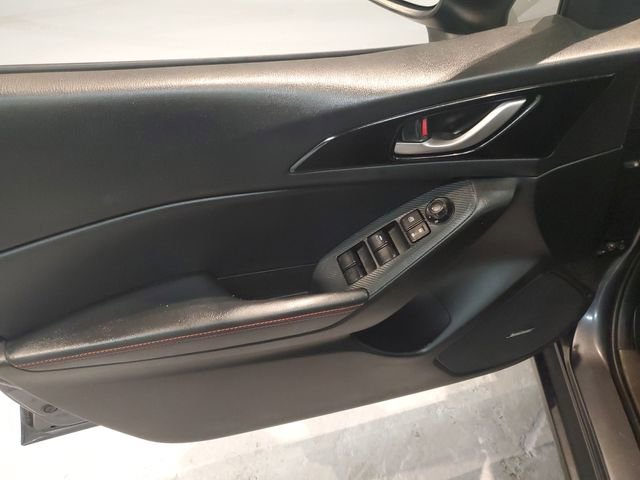 Used 2016 MAZDA MAZDA3 i Grand Touring FWD image 12