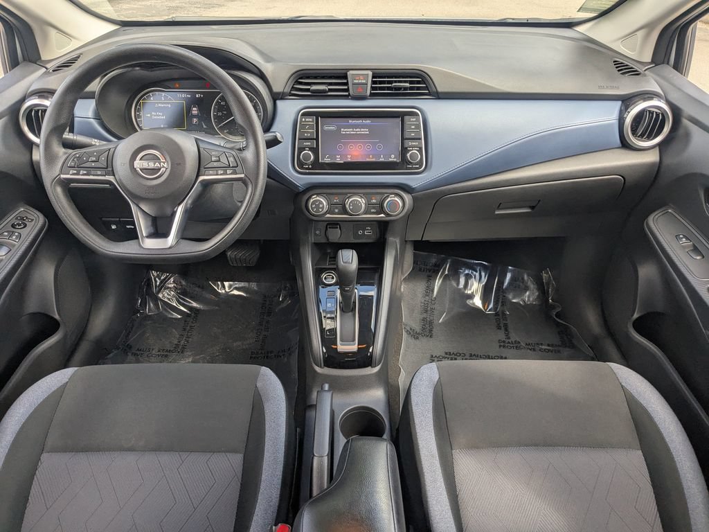 Used 2025 Nissan Versa SV FWD image 13