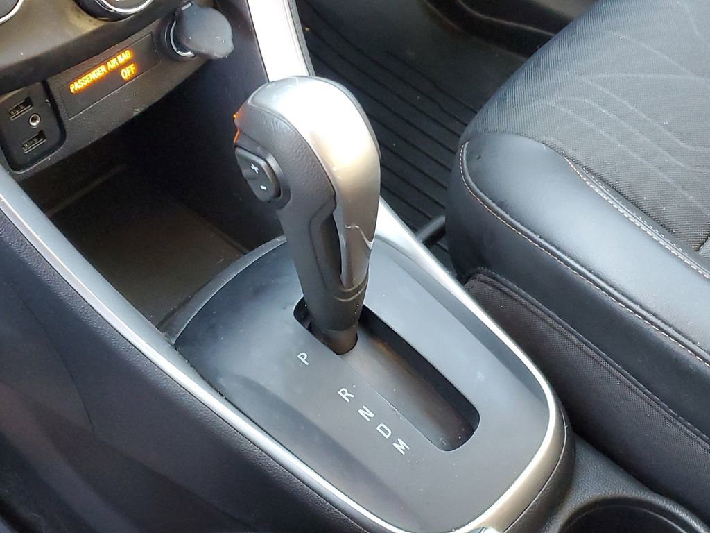 Used 2022 Chevrolet Trax LT w/ LT Convenience Package image 19