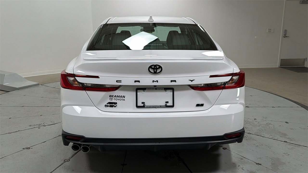 New 2026 Toyota Camry SE image 4