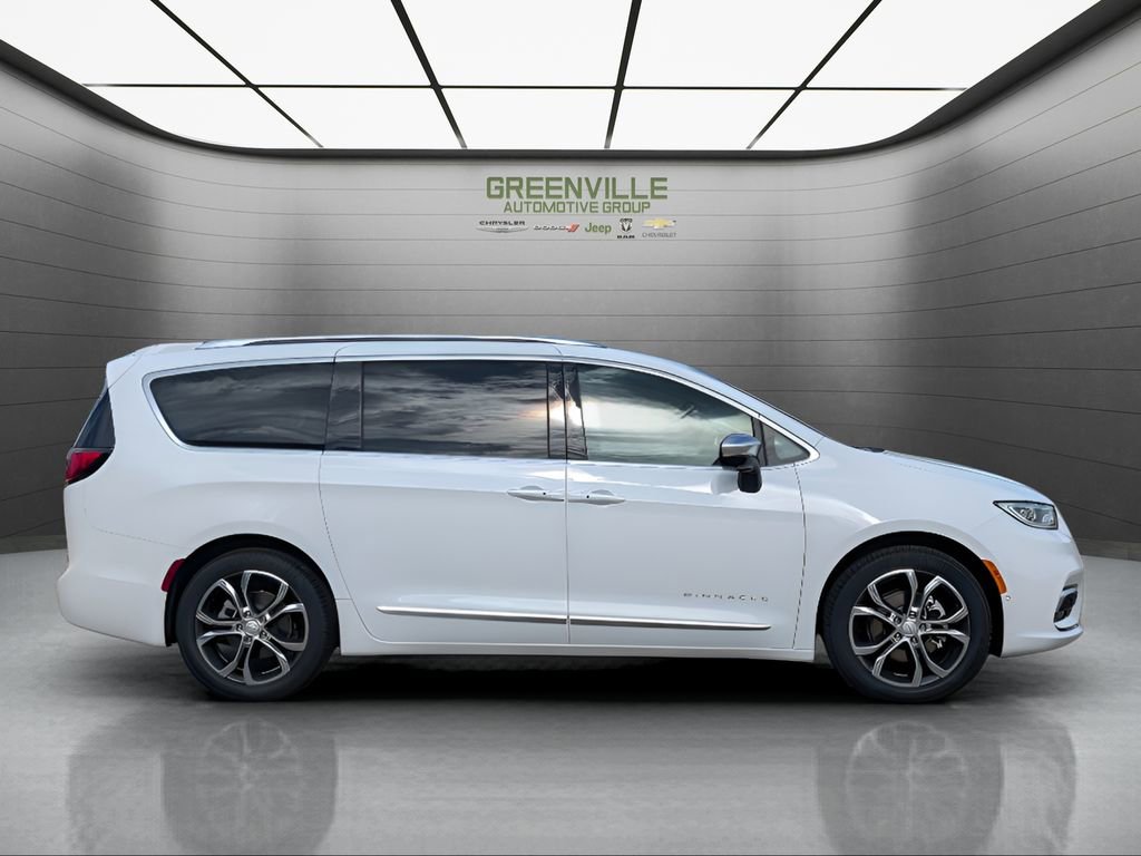 New 2026 Chrysler Pacifica Pinnacle image 10