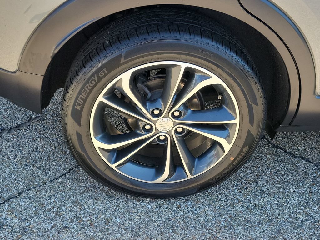 Used 2020 Buick Encore GX Essence FWD image 5