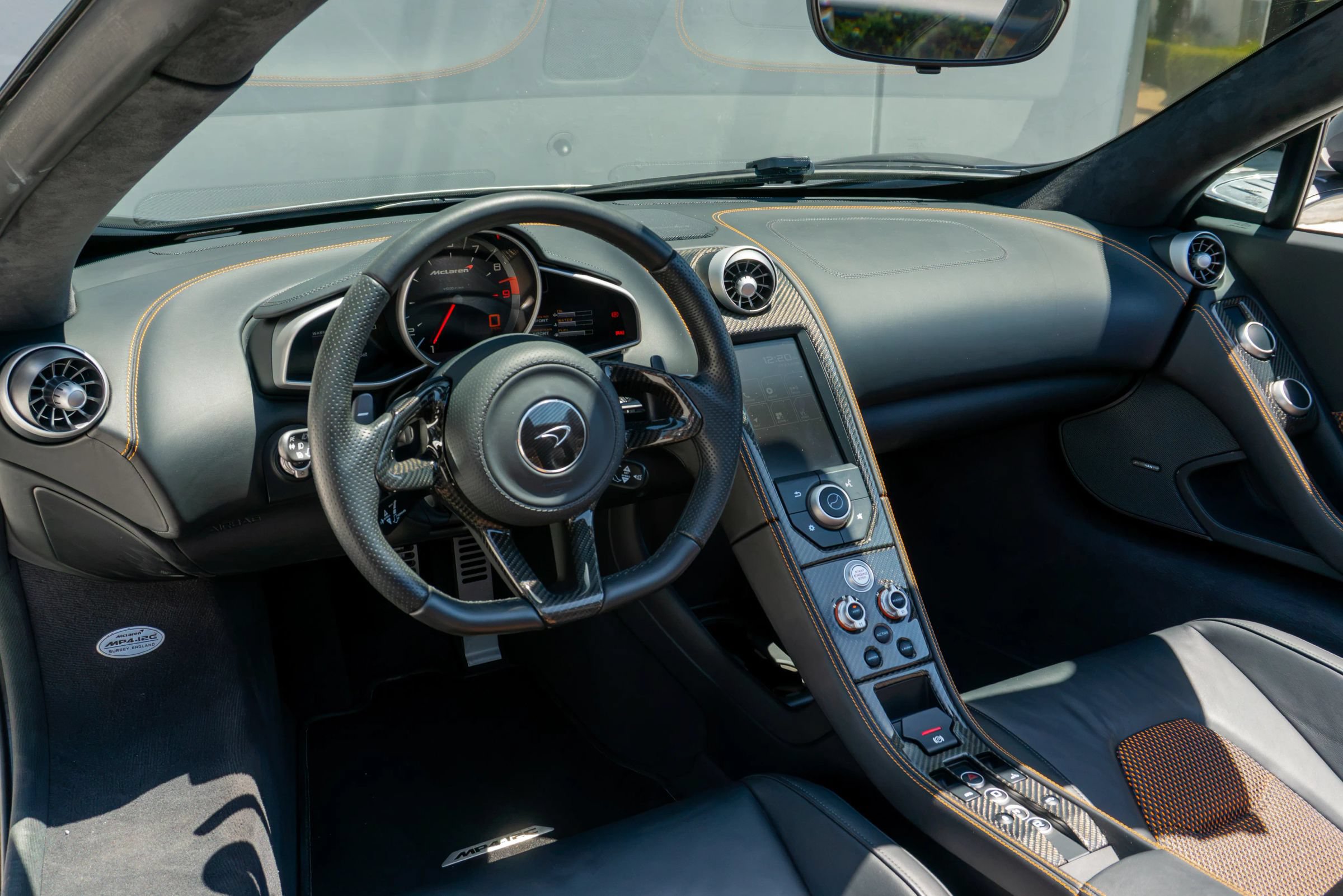 Used 2014 McLaren MP4-12C Spider RWD image 61