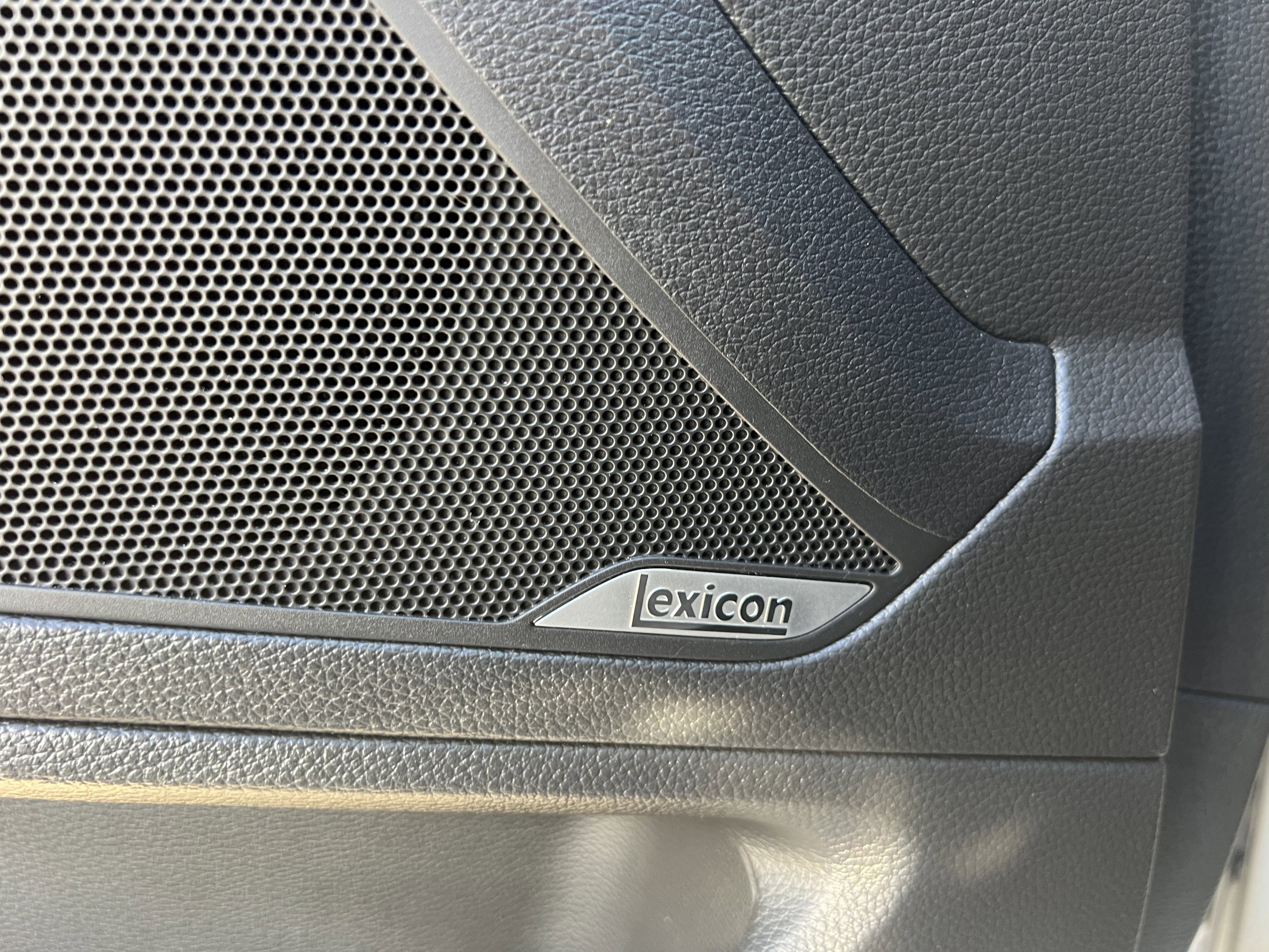 Used 2015 Hyundai Genesis 5.0 image 27