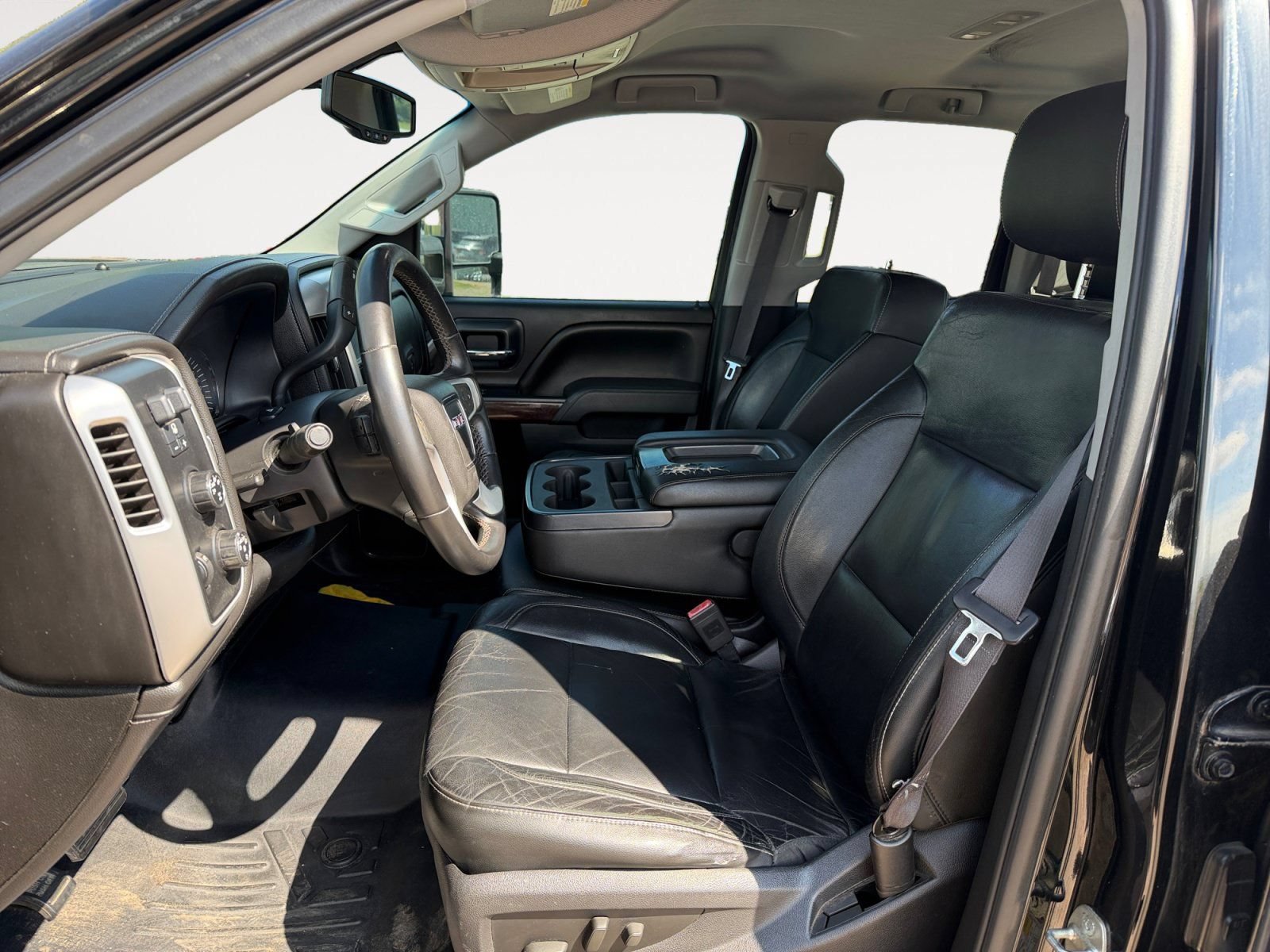 Used 2014 GMC Sierra 1500 SLT w/ Suspension Package, Off-Road AWD/4WD image 9