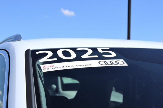 Certified 2025 Audi Q5 Premium w/ Convenience Package AWD/4WD image 5