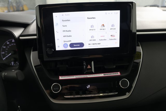 Used 2024 Toyota Corolla LE image 14