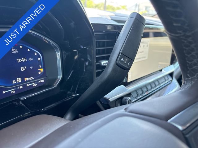 Used 2025 Chevrolet Silverado 2500 LTZ w/ LTZ Convenience Package AWD/4WD image 20
