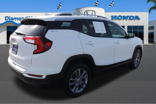 Used 2023 GMC Terrain SLT image 6