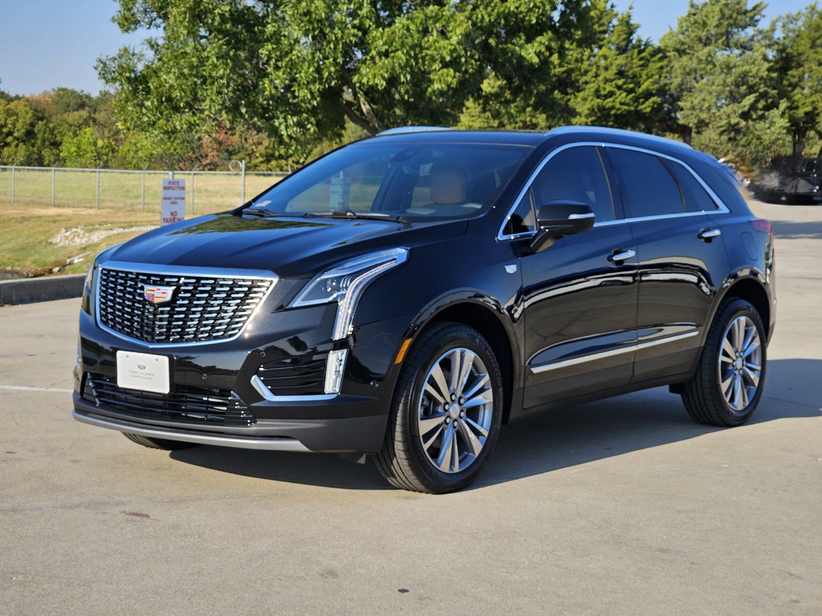 New 2026 Cadillac XT5 Premium Luxury w/ LPO, Floor Liner Package FWD image 2
