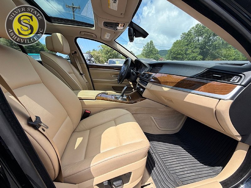 Used 2011 BMW 535i Sedan RWD image 15
