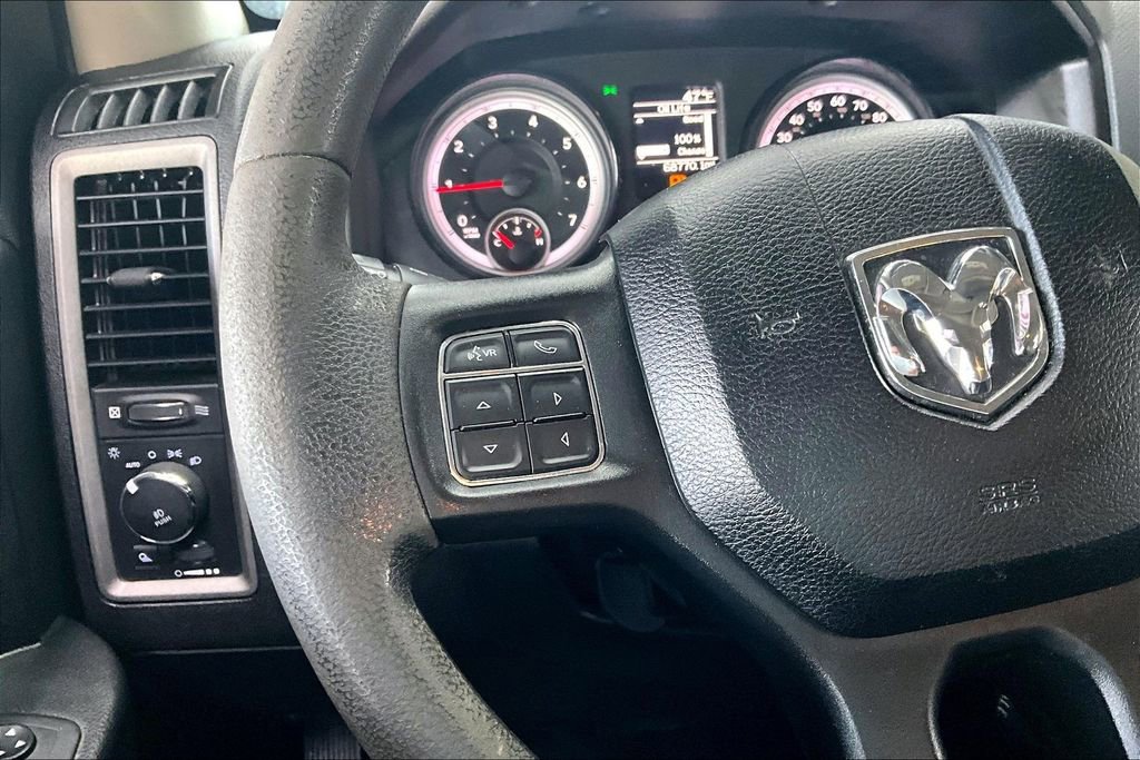 Used 2018 RAM 1500 Express AWD/4WD image 10
