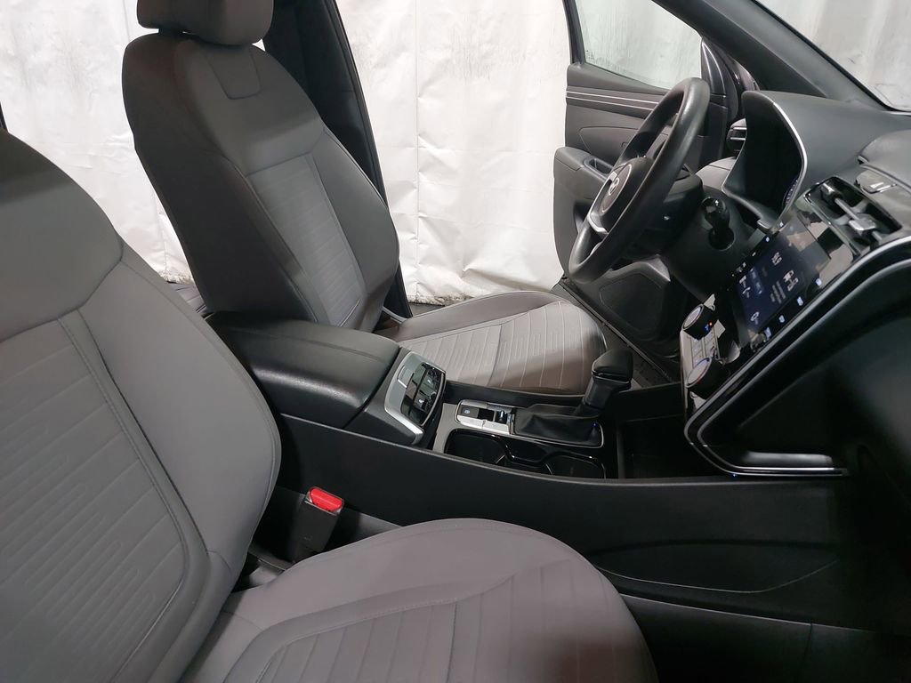 Used 2023 Hyundai Santa Cruz SEL image 10