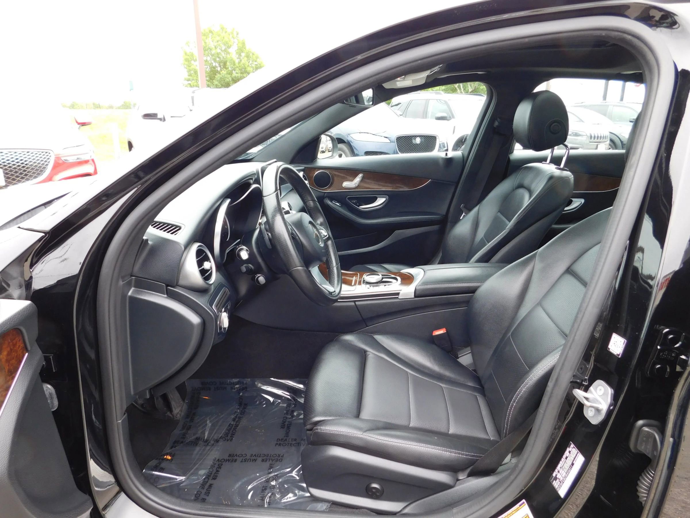 Used 2018 Mercedes-Benz C 300 Sedan image 15