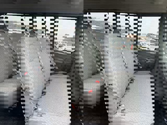 New 2026 Chevrolet Express 3500 LS image 25