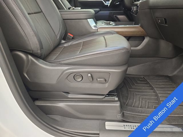 Used 2025 Chevrolet Silverado 3500 High Country w/ Technology Package AWD/4WD image 11