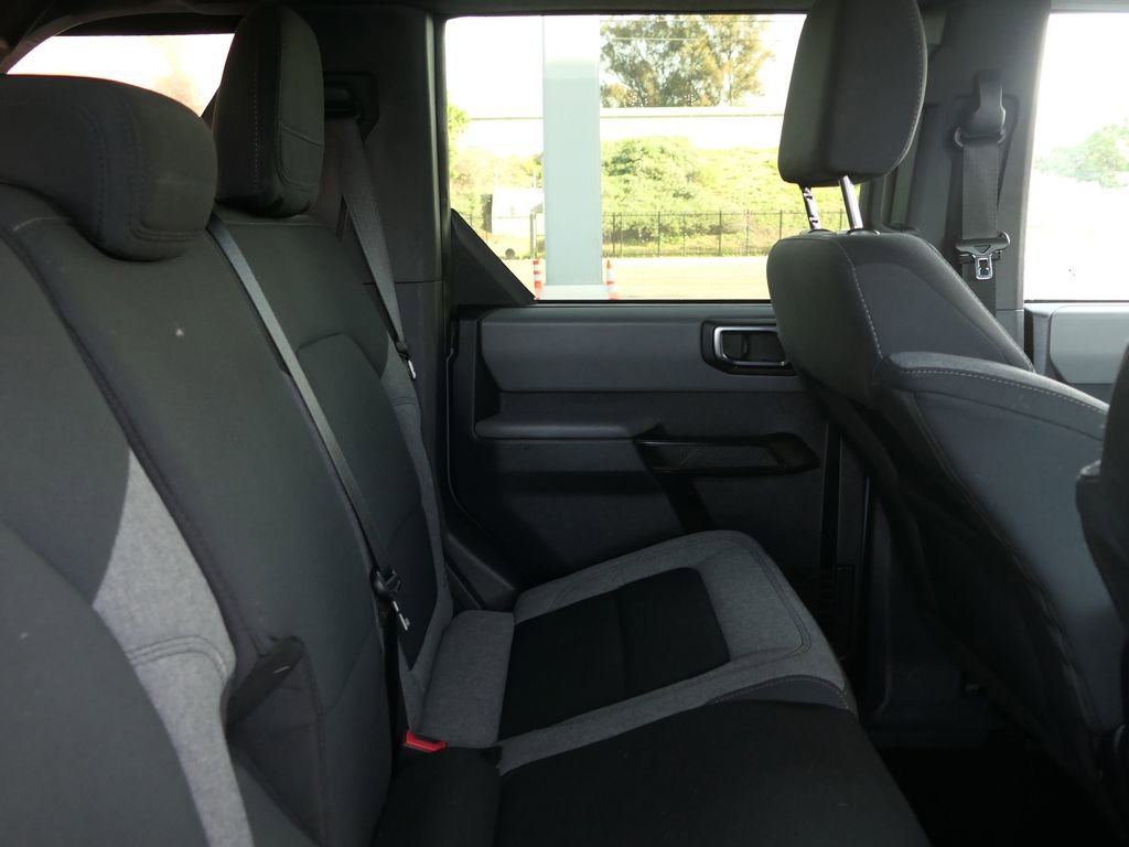 Used 2022 Ford Bronco Big Bend w/ Sasquatch Package image 27