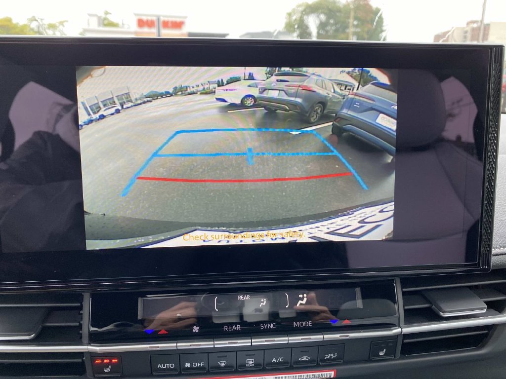 New 2026 Toyota Sienna XSE AWD/4WD image 12