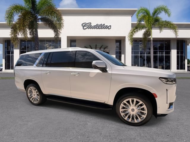 Certified 2024 Cadillac Escalade ESV Premium Luxury RWD image 17