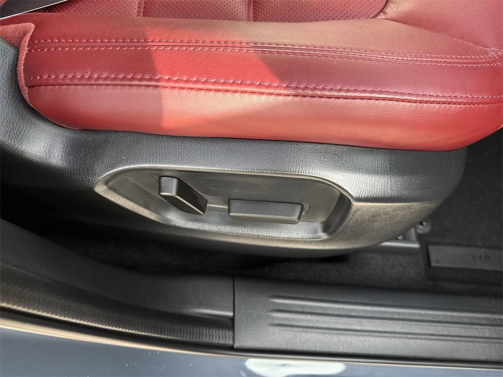 Used 2023 MAZDA CX-5 Carbon Edition image 46