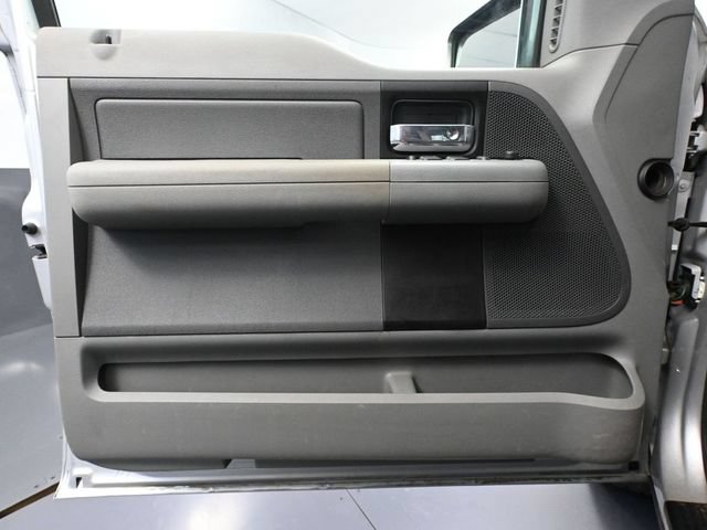 Used 2005 Ford F150 XLT AWD/4WD image 16