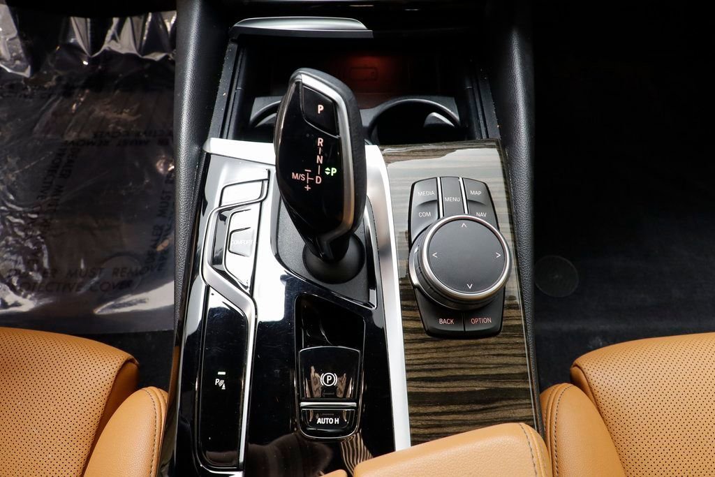 Certified 2022 BMW 530i xDrive image 13