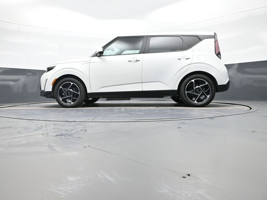 Certified 2023 Kia Soul EX image 33
