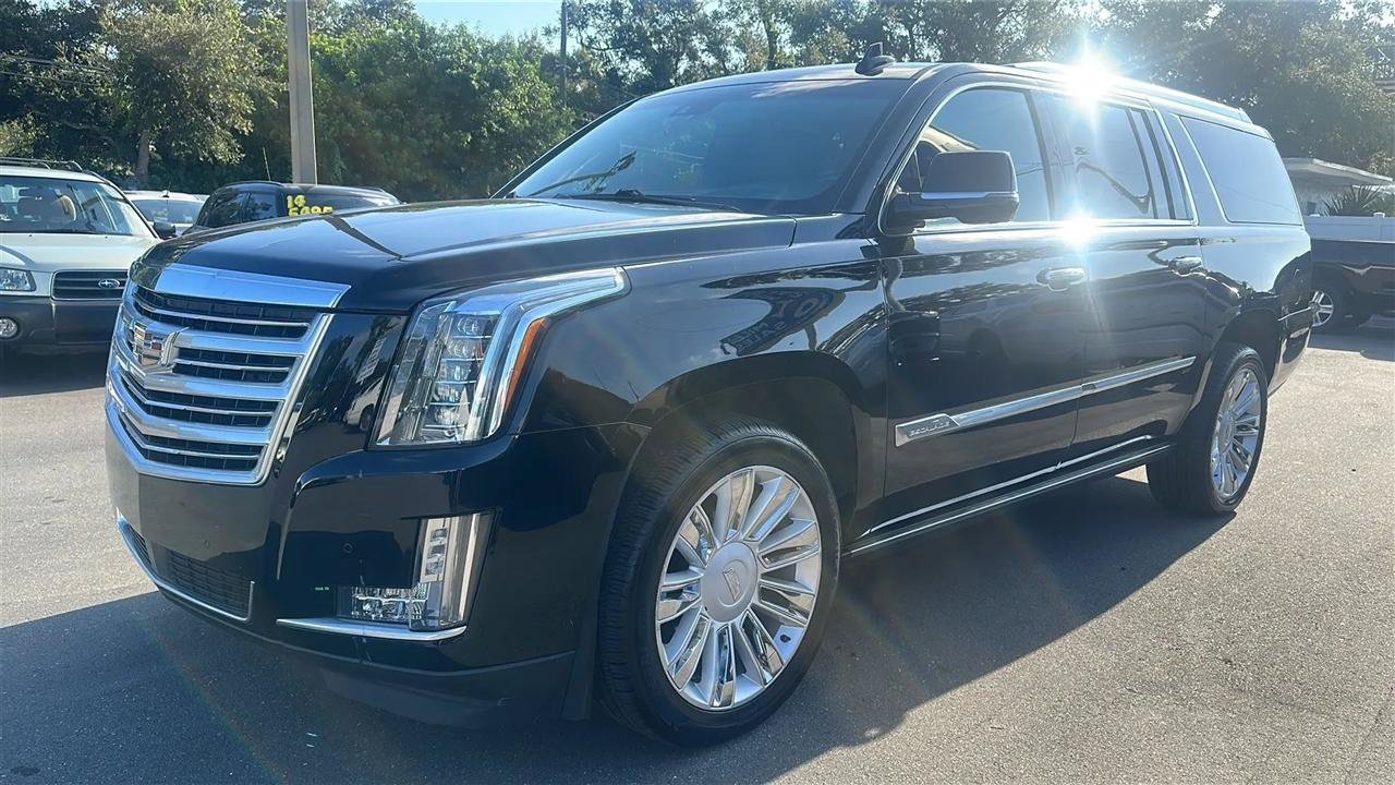 Used 2016 Cadillac Escalade ESV Platinum AWD/4WD image 2