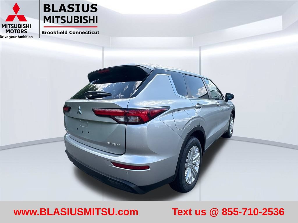 Used 2025 Mitsubishi Outlander ES AWD/4WD image 9