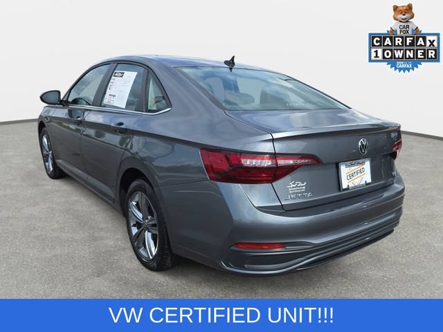 Used 2024 Volkswagen Jetta SE FWD image 7