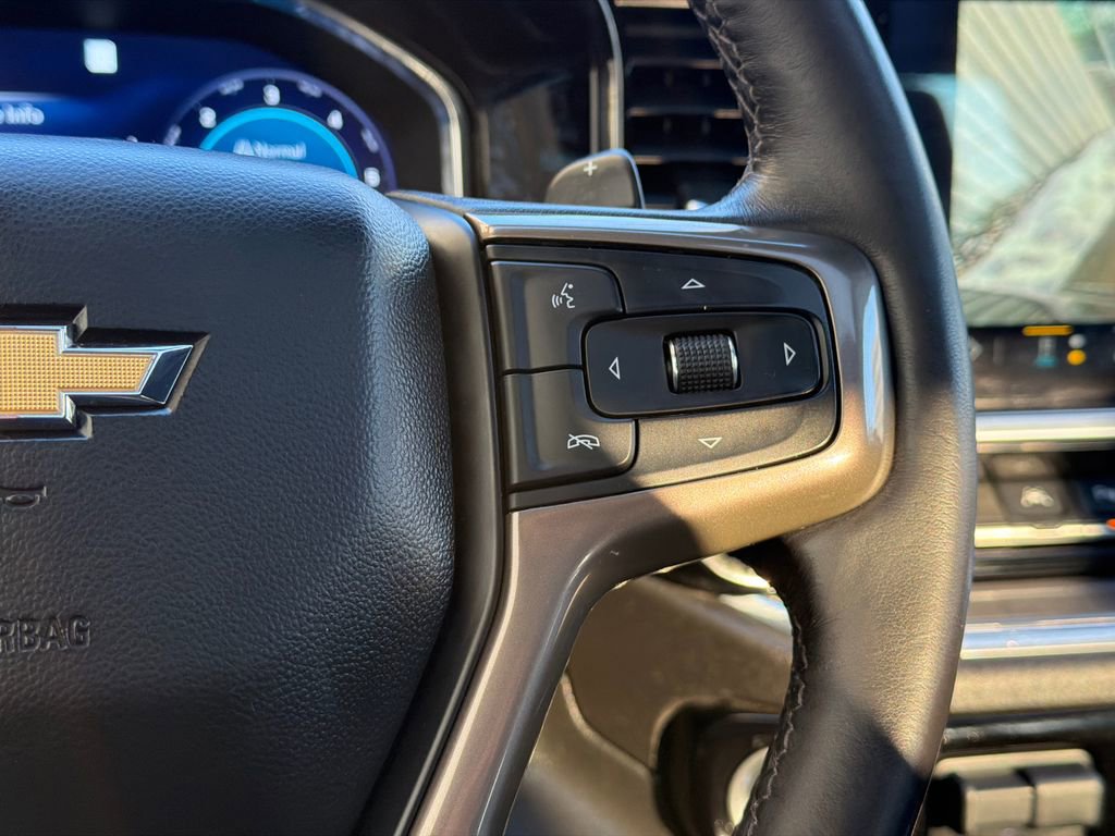 Used 2023 Chevrolet Silverado 1500 High Country image 23