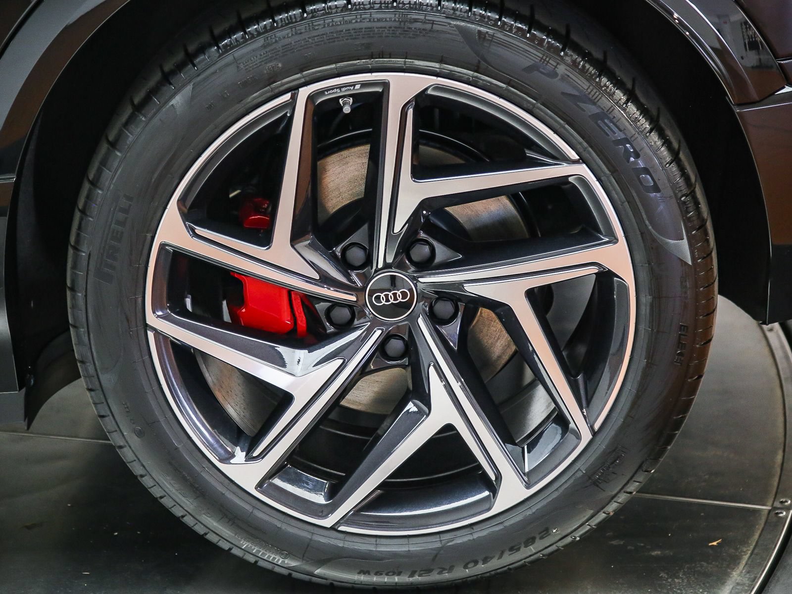 New 2027 Audi SQ6 e-tron Premium Plus AWD/4WD image 12