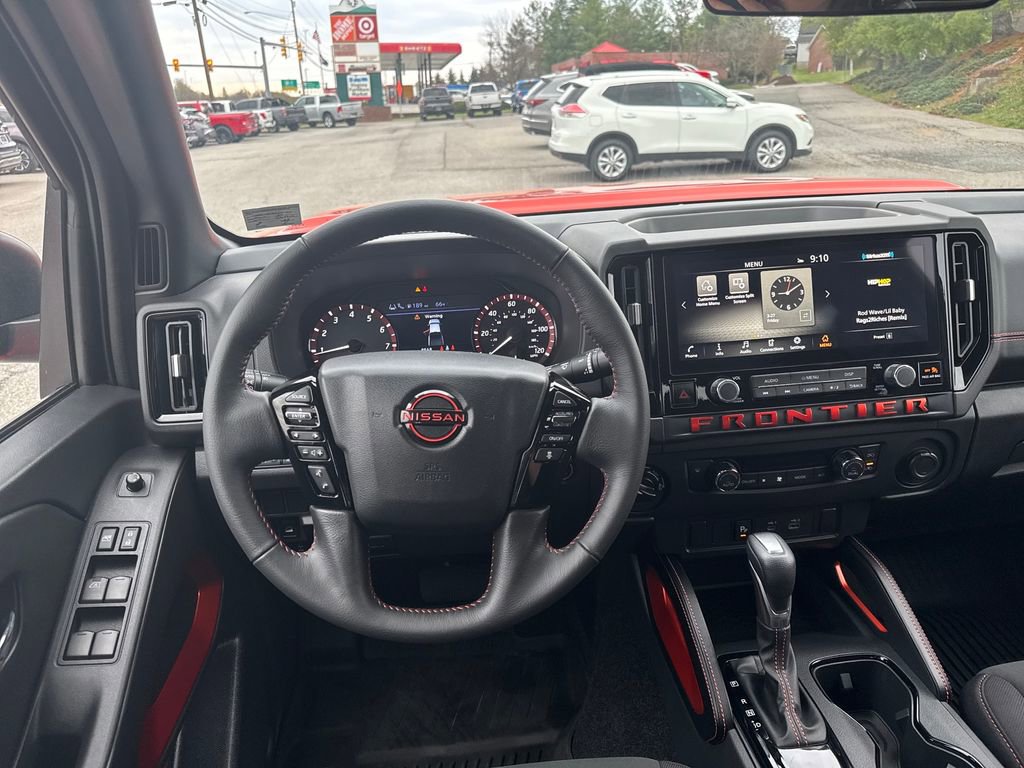 Certified 2025 Nissan Frontier PRO-4X image 15