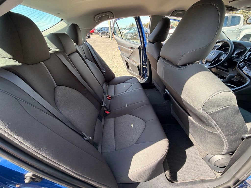 Used 2023 Toyota Camry LE FWD image 30