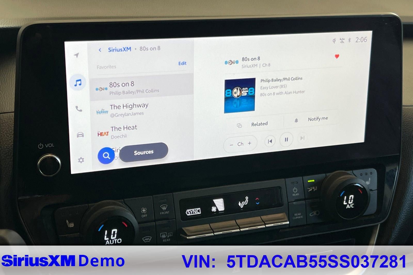Certified 2025 Toyota Grand Highlander AWD Hybrid image 29