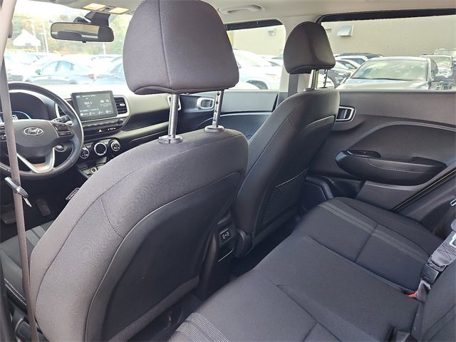 Certified 2024 Hyundai Venue SEL image 24