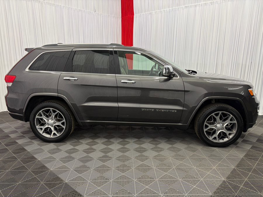 Used 2020 Jeep Grand Cherokee Overland AWD/4WD image 9