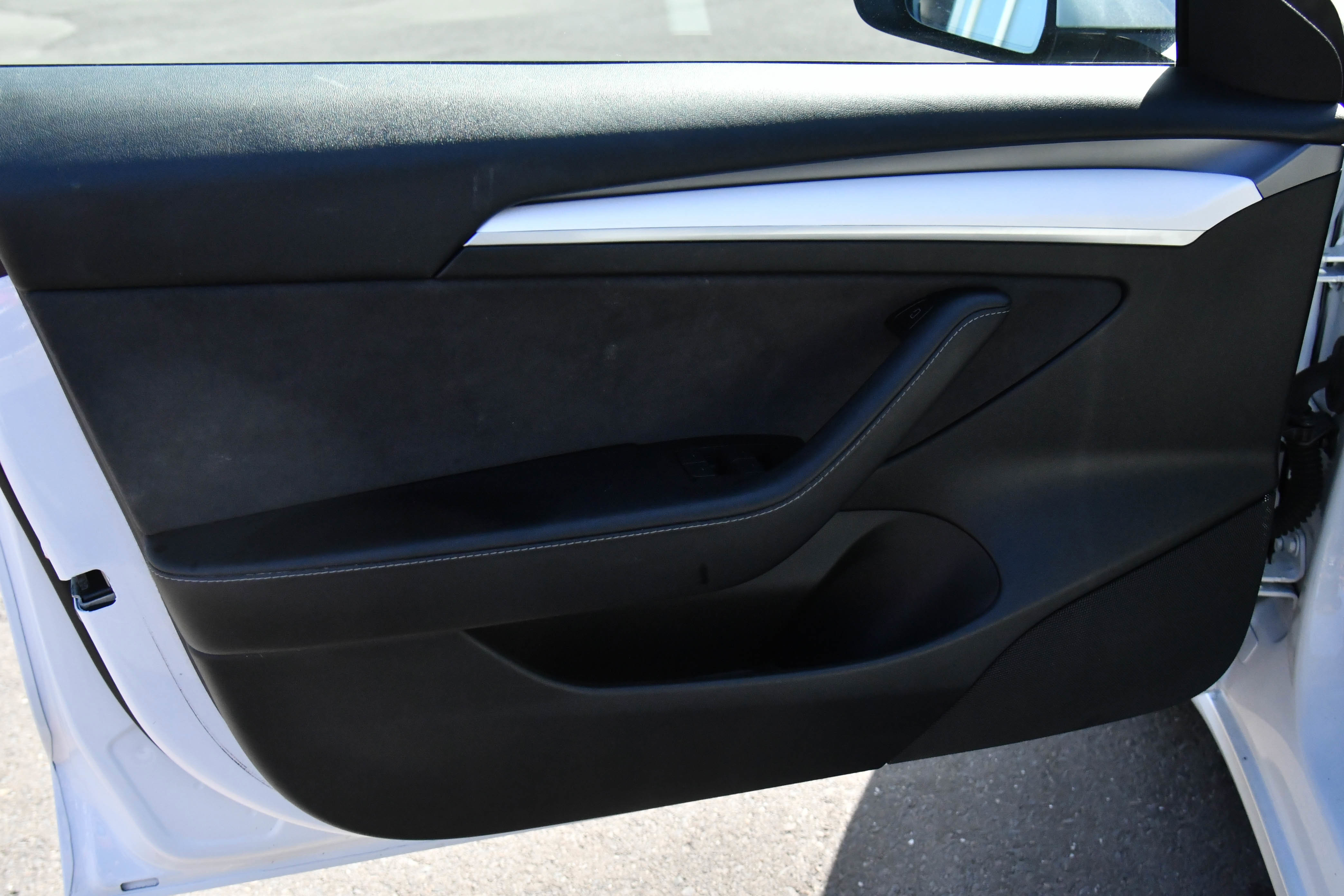 Used 2023 Tesla Model 3 Standard Range RWD image 13