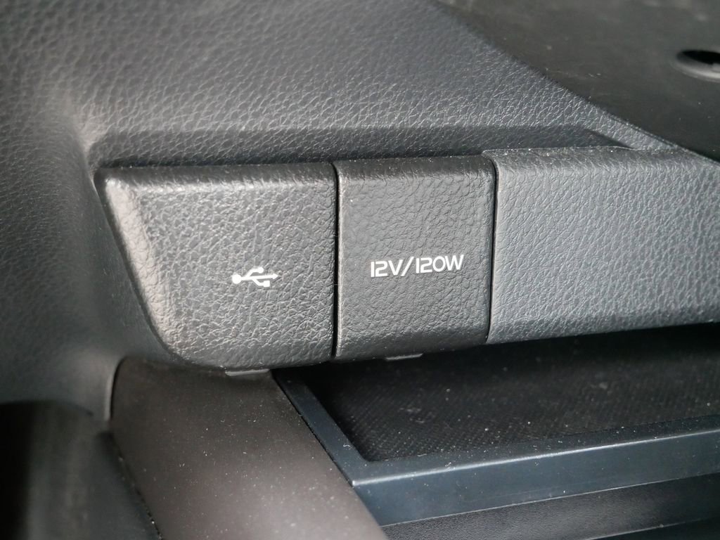 Used 2023 Toyota Camry SE image 20