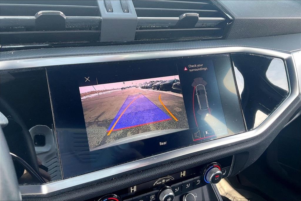 Used 2020 Audi Q3 2.0T Premium w/ Convenience Package image 14