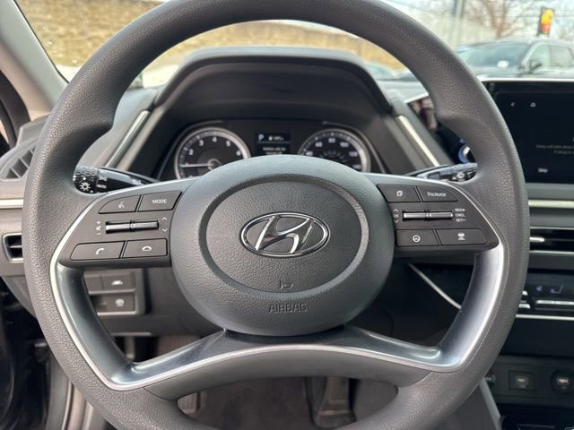 Used 2023 Hyundai Sonata SEL w/ Preferred Accessory Package image 6