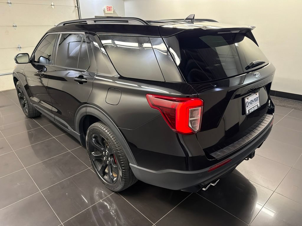 Certified 2024 Ford Explorer ST w/ Equipment Group 401A AWD/4WD image 4
