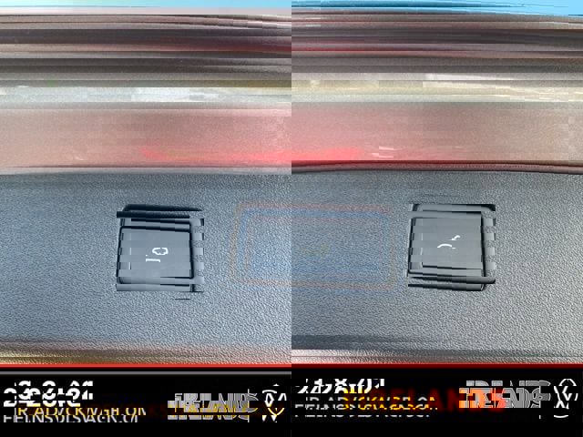 New 2025 Volkswagen Tiguan SE image 67